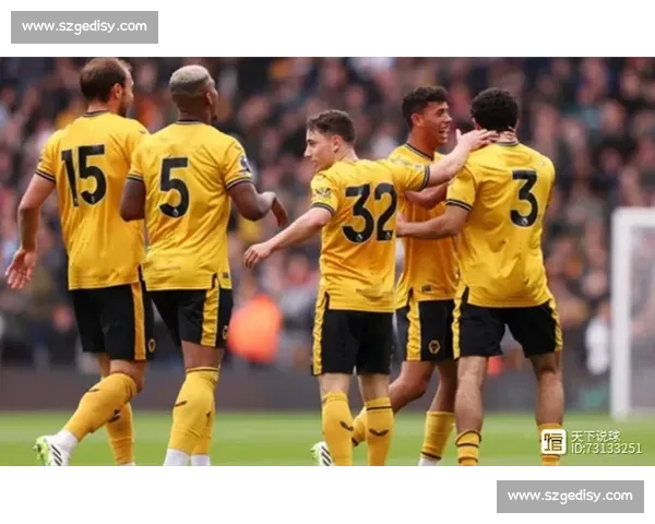 滕哈赫力挽希克留队！英超意甲豪门争抢捷克锋霸